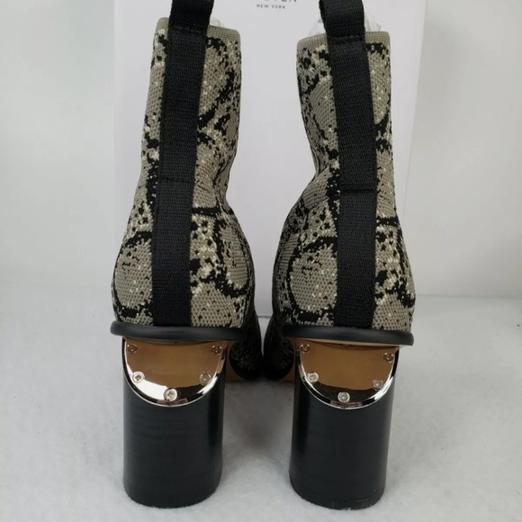 Steven N.Y. Nikia Multi Color Snake Print Fabric Notched Out Heel Boot Sz 8. - Picture 4 of 9